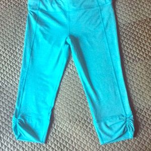 Calvin Klein sports Capri